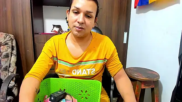 miss bigcockts online show from 23, 2, 2026