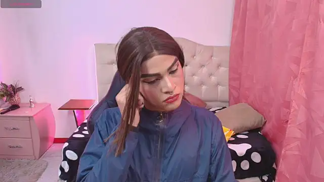 lailahdark online show from 6, 11, 2025