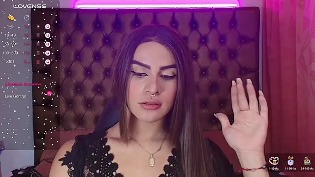 lailahdark online show from 18, 11, 2025