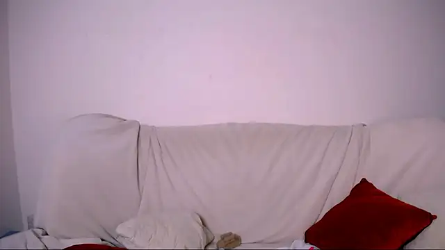 Snapshot of Charlotte_Colinss chatting on 3, 2, 2026 Charlotte Colinss online show from 3, 2, 2026