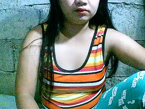 hotmom pinay online show from 11, 10, 2025