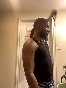 Snapshot of StandOnthatboy chatting on 12, 10, 2025 StandOnthatboy online show from 12, 10, 2025