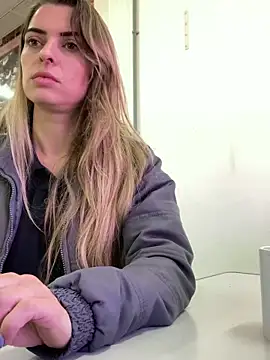 SweetGraciosa online show from 15, 10, 2025