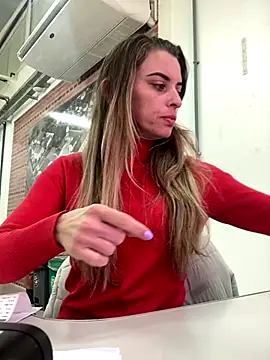 SweetGraciosa online show from 24, 10, 2025