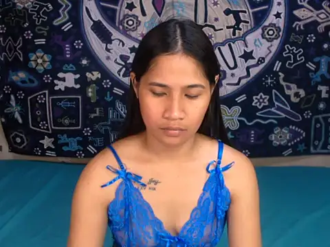 WiseeBella online show from 17, 9, 2025