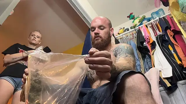 bearcub300 online show from 14, 11, 2025