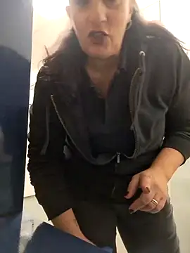 monella821 online show from 28, 11, 2025