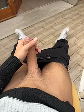 Manu97k online show from 1, 11, 2025