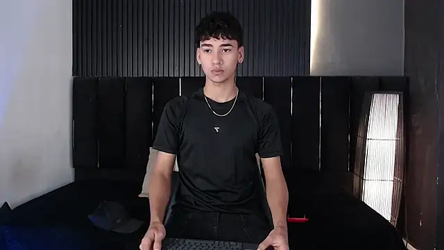 Dominic ghost online show from 12, 4, 2026