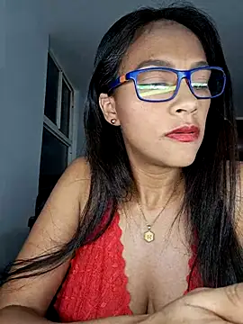 Snapshot of sarah_garcia_ chatting on 24, 5, 2026 sarah garcia online show from 24, 5, 2026