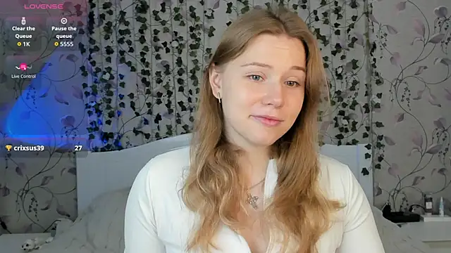  influensii  online show from 5, 11, 2025