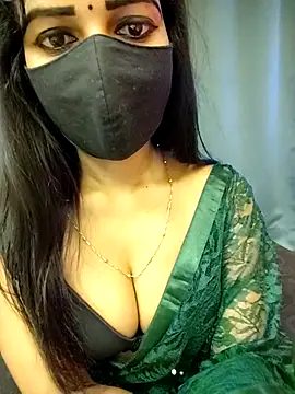 Snapshot of Misss-julli chatting on 27, 3, 2026 Misss-julli online show from 27, 3, 2026