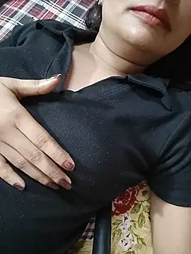 Snapshot of Vaani_Actress chatting on 23, 7, 2026 Vaani Actress online show from 23, 7, 2026