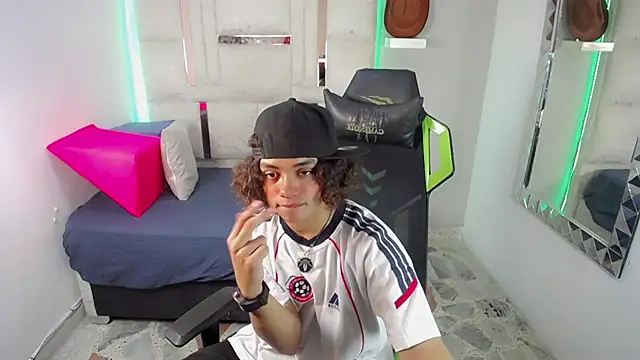 Stein  online show from 12, 11, 2025