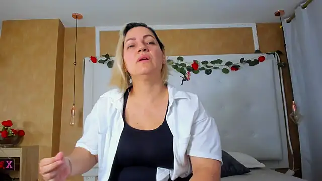 Heidy milf online show from 26, 3, 2026