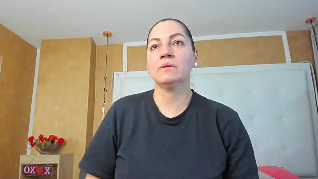 Snapshot of Heidy_milf chatting on 30, 7, 2026 Heidy milf online show from 30, 7, 2026