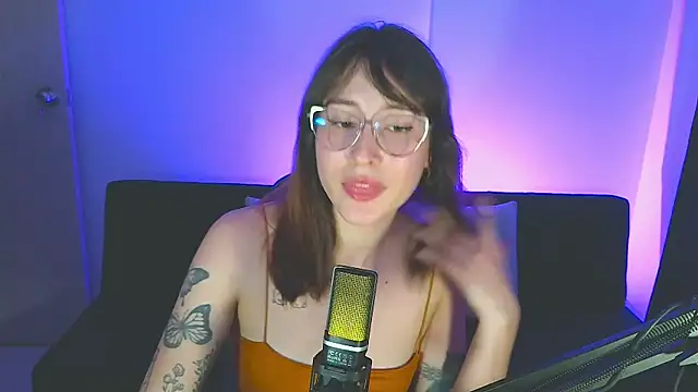 Snapshot of Yulienneg chatting on 23, 5, 2026 Yulienneg online show from 23, 5, 2026