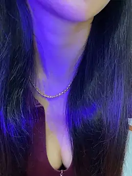 Snapshot of Sexlove_bb chatting on 19, 5, 2026 Sexlove bb online show from 19, 5, 2026