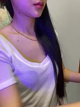 Snapshot of Sexlove_bb chatting on 23, 5, 2026 Sexlove bb online show from 23, 5, 2026