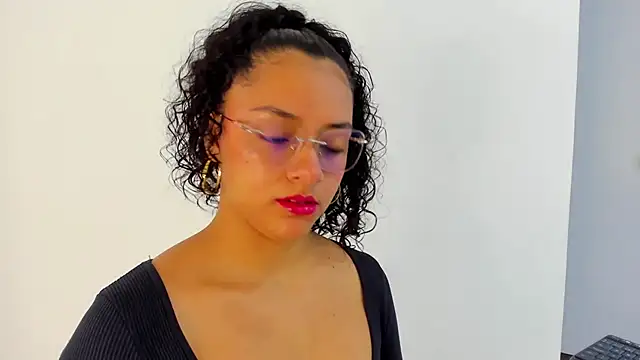 Snapshot of Angellit_Afrodita_ chatting on 27, 10, 2025 Angellit Afrodita online show from 27, 10, 2025