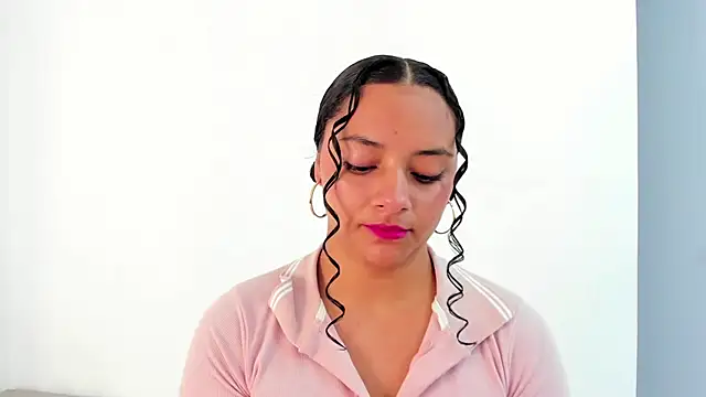 Snapshot of Angellit_Afrodita_ chatting on 7, 11, 2025 Angellit Afrodita online show from 7, 11, 2025