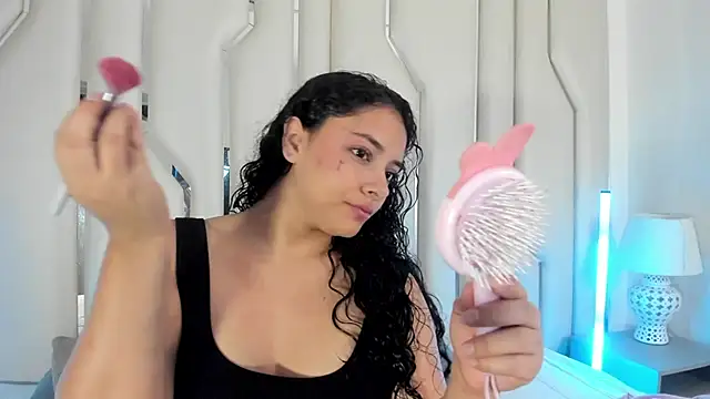 Snapshot of Angellit_Afrodita_ chatting on 10, 6, 2026 Angellit Afrodita online show from 10, 6, 2026