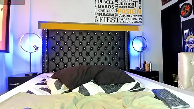 TaylerWhite online show from 13, 11, 2025