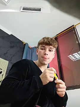 TaylerWhite online show from 16, 11, 2025