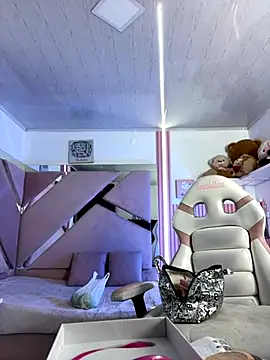 Mia garcia28 online show from 10, 9, 2025