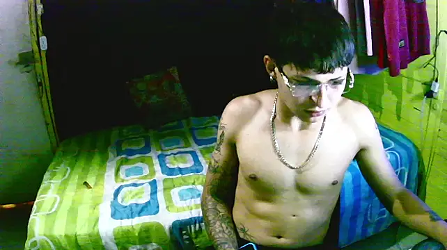 Snapshot of Ebebyjuan chatting on 24, 4, 2026 Ebebyjuan online show from 24, 4, 2026