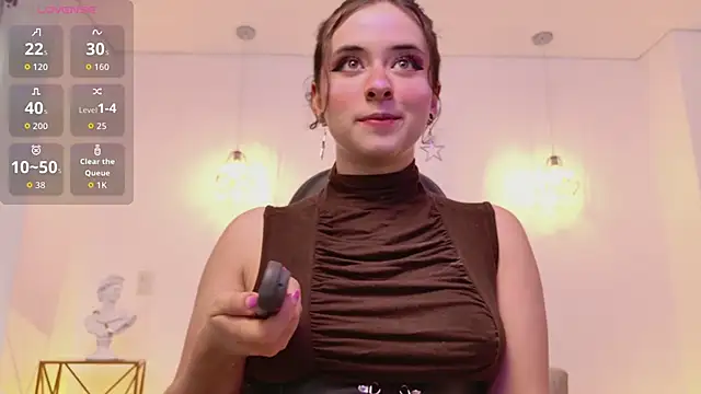 Mia wee online show from 19, 9, 2025