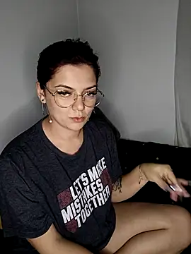 LadyNora online show from 3, 4, 2026