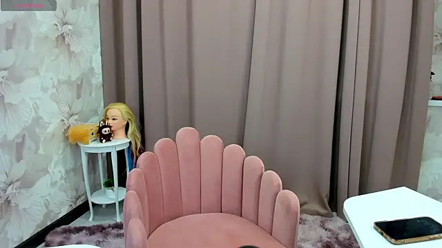 cute luucy online show from 14, 10, 2025