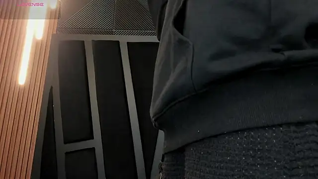 marco garciia  online show from 10, 10, 2025