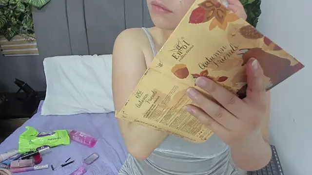 vela-kimm online show from 3, 11, 2025