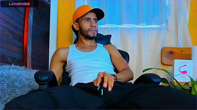 Alex bigcock11  online show from 18, 10, 2025