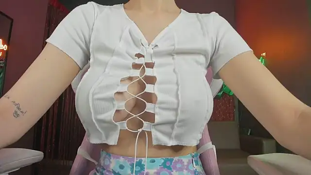 Alice dusk  online show from 16, 12, 2025