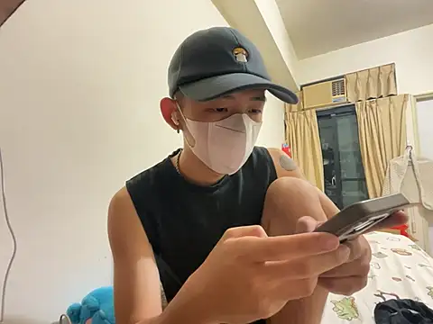 boyjoe10 online show from 9, 4, 2026