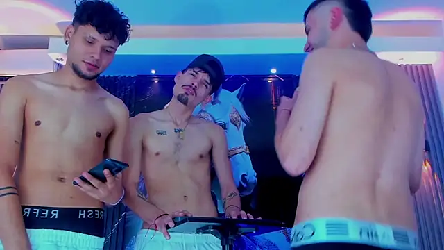 Dominic Max  online show from 13, 9, 2025