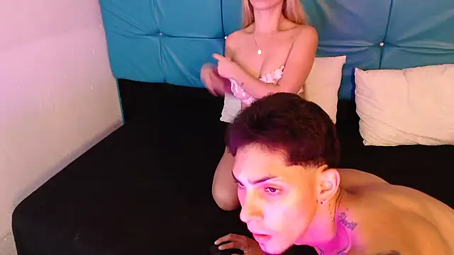 Bunny Petit online show from 15, 12, 2025