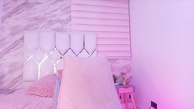 cataleya ebony  online show from 3, 2, 2026