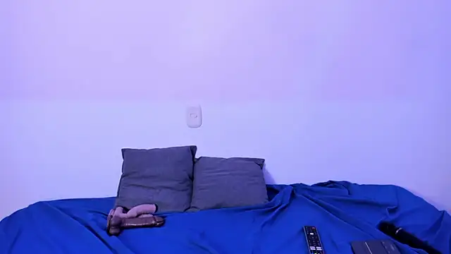 Renata reyes11 online show from 19, 10, 2025