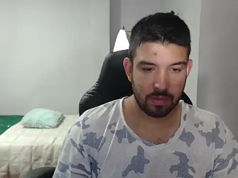 Axel11113 online show from 17, 11, 2025