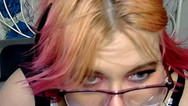 g0lden are0las89 online show from 19, 5, 2026