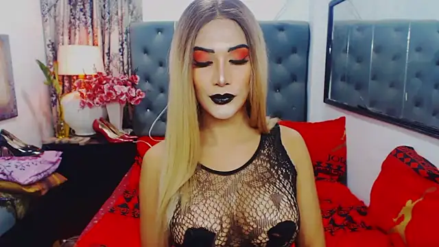 Snapshot of Mistress4fun chatting on 29, 10, 2025 Mistress4fun online show from 29, 10, 2025