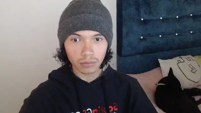 Xoxo Smiles online show from 13, 9, 2025