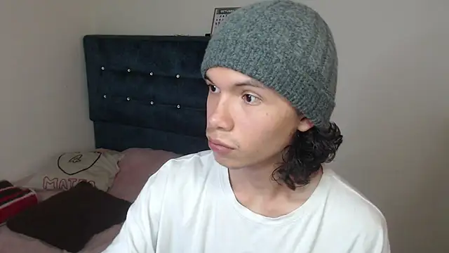 Xoxo Smiles online show from 18, 10, 2025