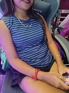 Snapshot of Puja-baby chatting on 5, 7, 2026 Puja-baby online show from 5, 7, 2026