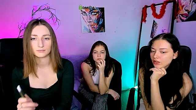 eva smiith  online show from 4, 12, 2025