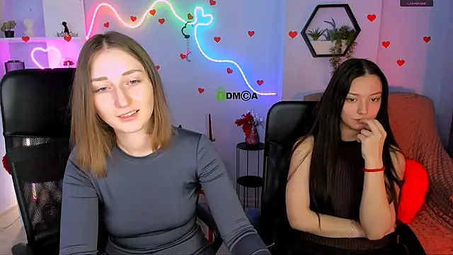 eva smiith  online show from 8, 4, 2026